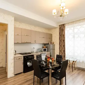  Апартаменты Fabulous Location Грузия